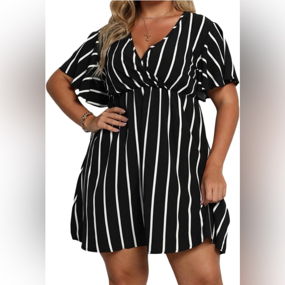 Plus Size Casual Dress Women's V Neck A-Line Knee Length Wrap Dress Swing